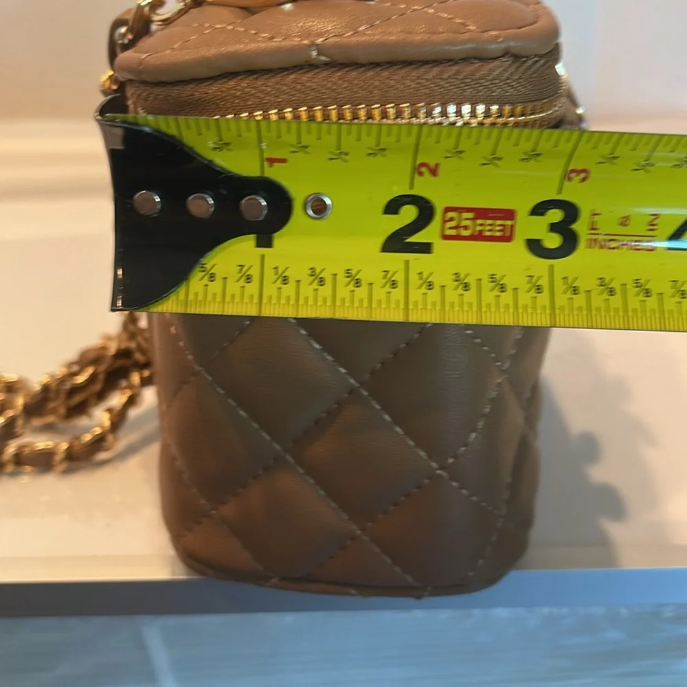 NWT $330 Valentino Orlandi Taupe Quilted Bag Vegan Leather 2 ways to carry style - Picture 16 of 17